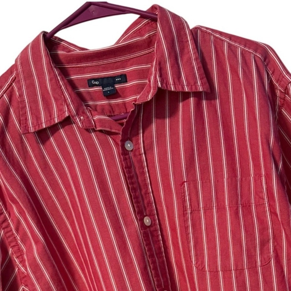 Gap Striped Button Down Shirt Mens L Red White Long Sleeve